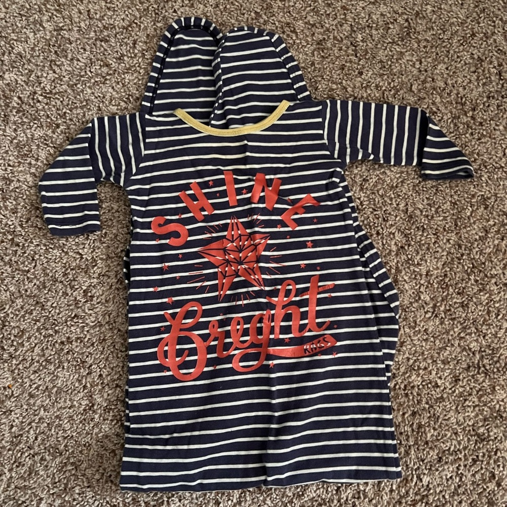 Rags to Raches baby pouch